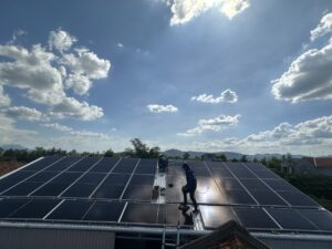 Lắp đặt hệ thống điện năng lượng mặt trời góp phần bảo vệ môi trường